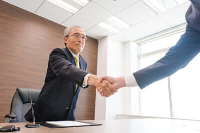 株式会社経営承継支援