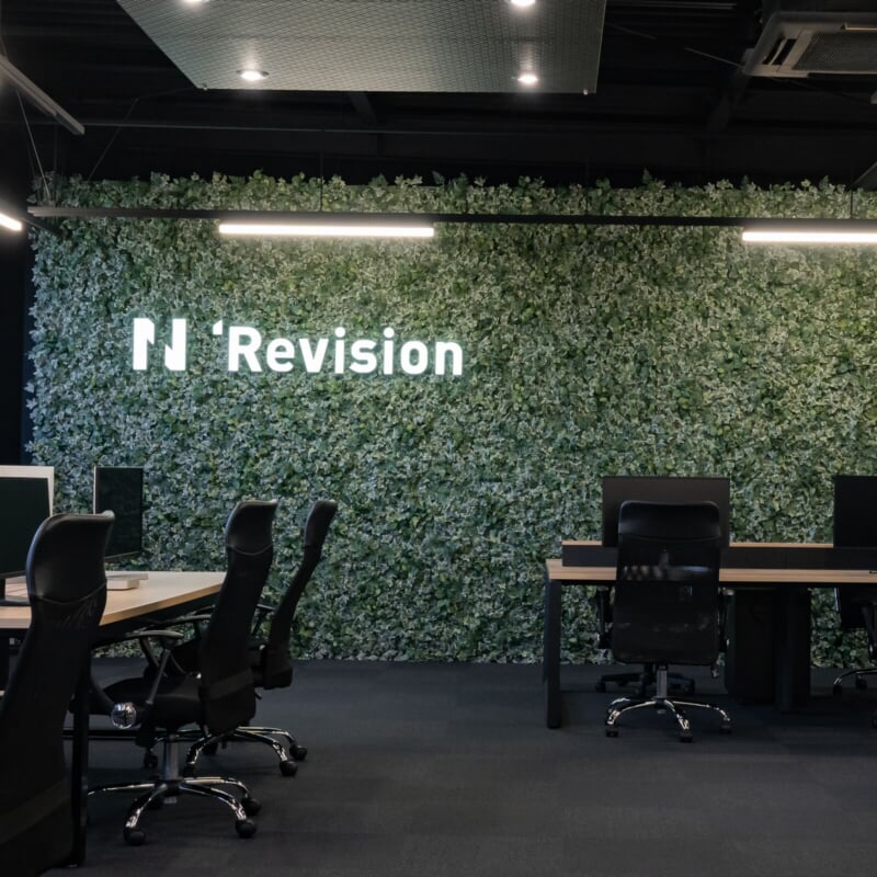 株式会社Revision 経営資源引継ぎ