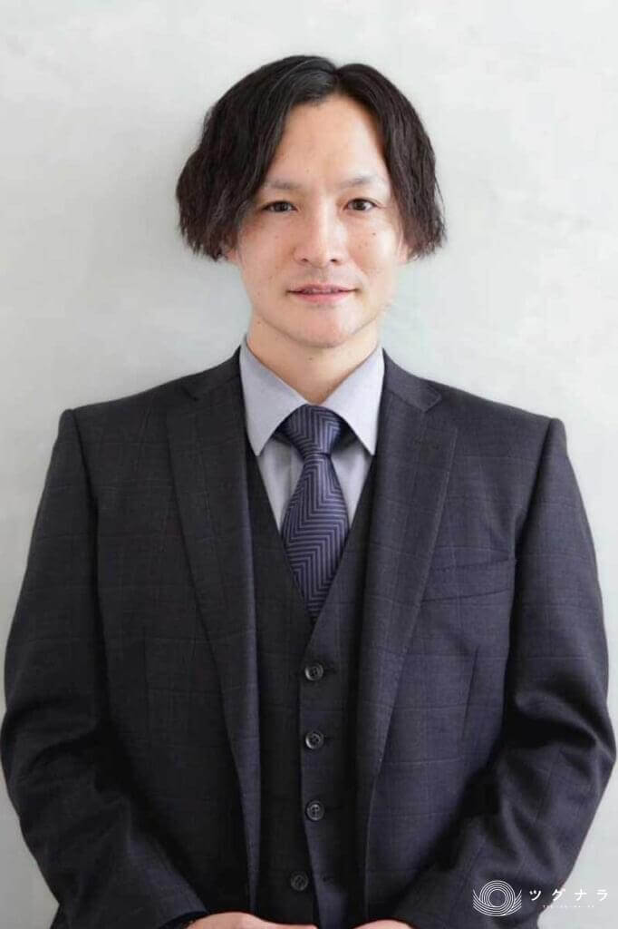 ひざつき製菓株式会社代表